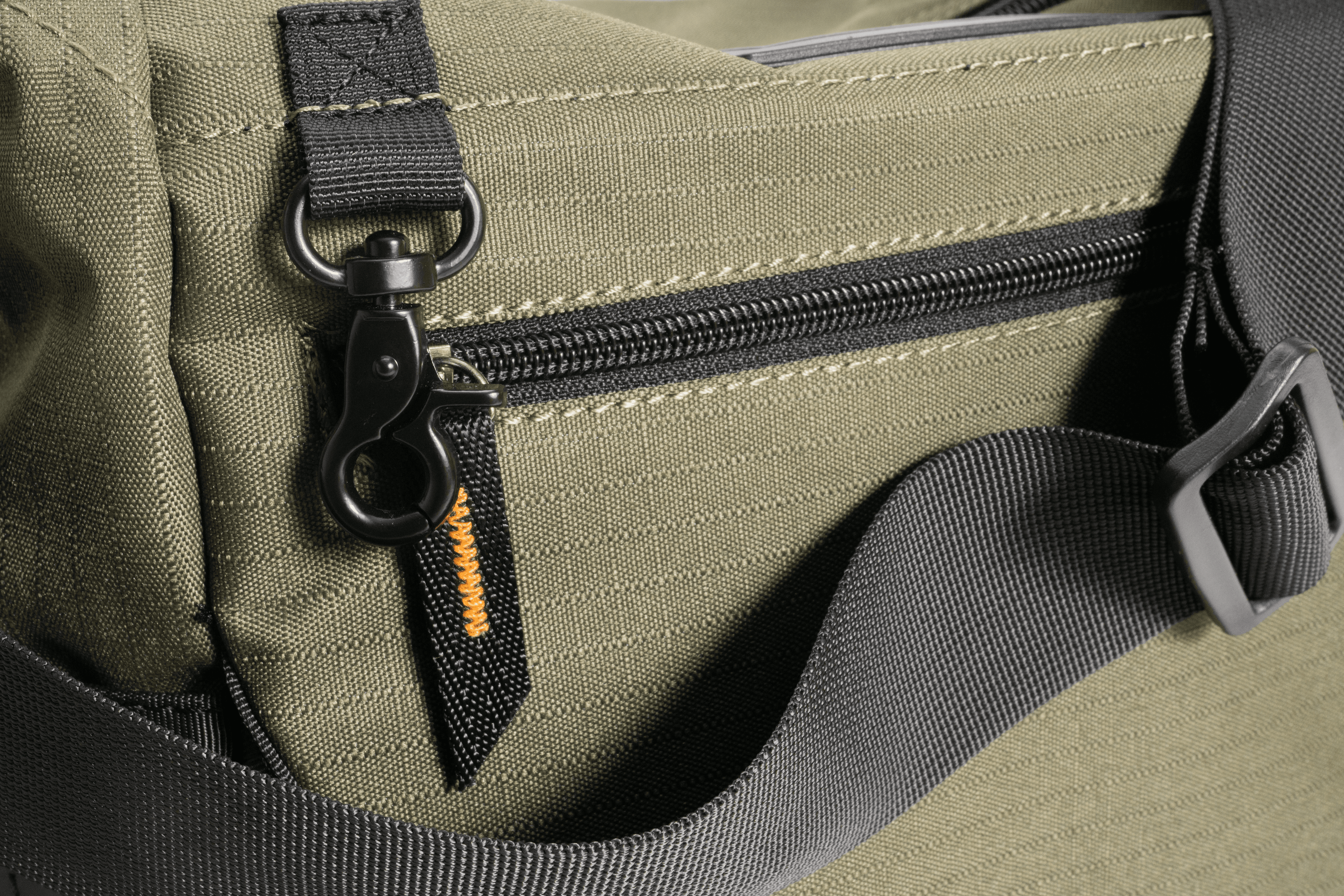 Rugged Xtremes Canvas Insulated Crib Bag_7