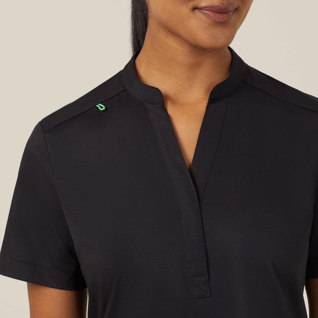 NNT Next-Gen Antibacterial Active Blackburn Mandarin Collar Scrub Top CATUMM (Black)_4